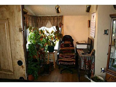 Studio/Study/Office. office