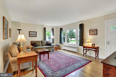 202 Old Fritztown Rd, Reading, PA 19607 - photo 4