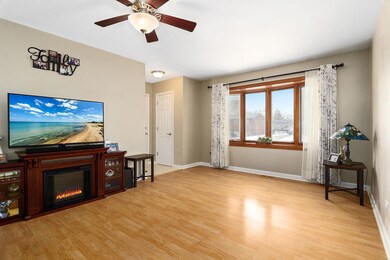 2402 Maple Ln, Rolling Meadows, IL 60008 - photo 6