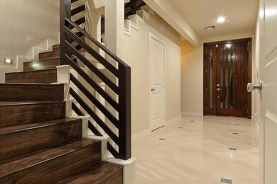 2607 Lawrence St, Houston, TX 77008 - photo 7