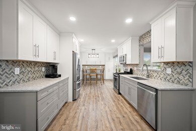 7475 Brandenburg Cir, Sykesville, MD 21784 - photo 6