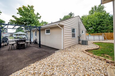 1738 marsdale Avenue 021
