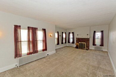 29 Woodrow Ct, Troy, NY 12180 - photo 5