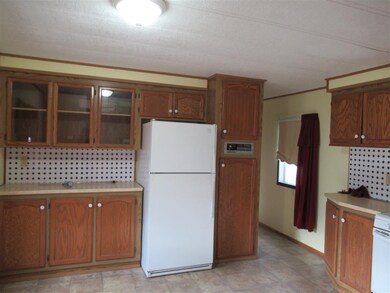 8 Chambers Ln, Hartford, VT 05001 - photo 4