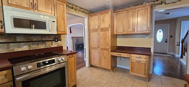 162 June St, Worcester, MA 01602 - photo 6