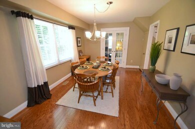 1715 Tedbury St, Crofton, MD 21114 - photo 4