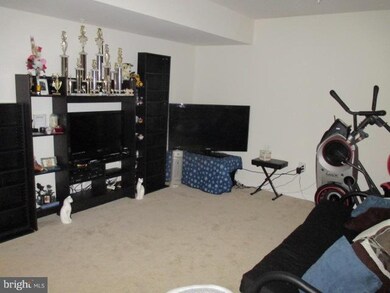 110 Gray St, Capitol Heights, MD 20743 - photo 6