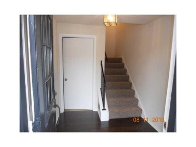 Entry/Foyer. THE ENTRANCE IS INVITING AND FRESH!