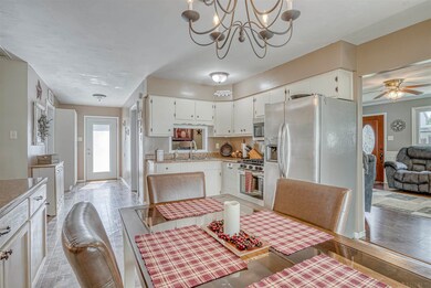 716 Urban Ave, Auburn, IN 46706 - photo 6