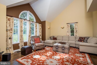 4439 Windsor Farm Rd, Harwood, MD 20776 - photo 5