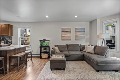 796 E 3rd St unit 1, Boston, MA 02127 - photo 3