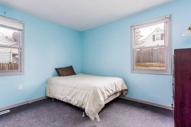 138 Rollins St, Springfield, MA 01109 - photo 7