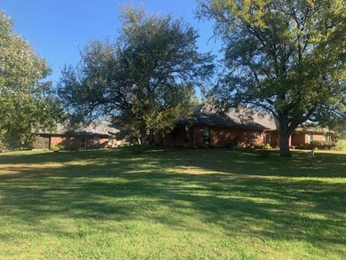 35 Oasis Dr, Denison, TX 75020 - photo 2