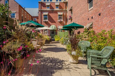 72Main_12_S_Courtyard_print