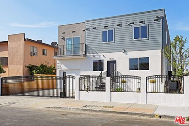4830 Saturn St, Los Angeles, CA 90019 - photo 3