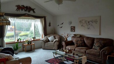 1104 Gate Park Dr, Central Point, OR 97502 - photo 6