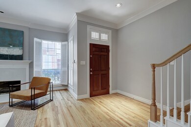 1736 Colquitt St unit B, Houston, TX 77098 - photo 2