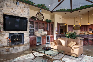 Gourmet Kitchen overlooking Family Room