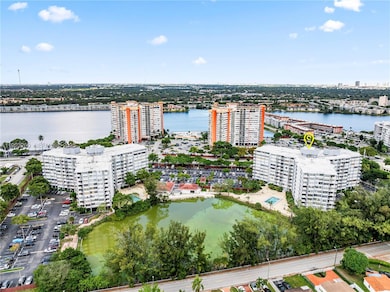 1300 NE Miami Gardens Dr unit 512E, Miami, FL 33179 - photo 3