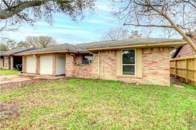 7206 Yellow Pine Dr, Houston, TX 77040 - photo 4