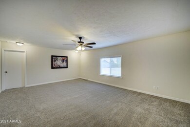 279 S Grand Dr-5