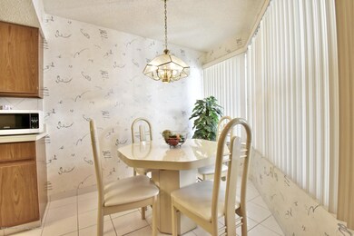 313 Sunshine Ct, Englishtown, NJ 07726 - photo 3