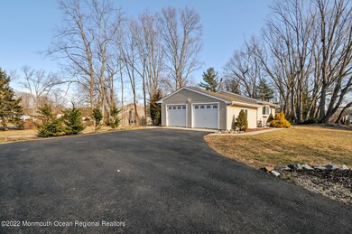 15 Hamilton Ave, Morganville, NJ 07751 - photo 5