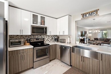 011-1409LakeviewDrE-RoyalPalmBeach-FL-sm