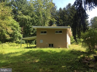 9 Walton Ave, Mohnton, PA 19540 - photo 2