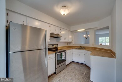 15360 Gunsmith Terrace, Woodbridge, VA 22191 - photo 5
