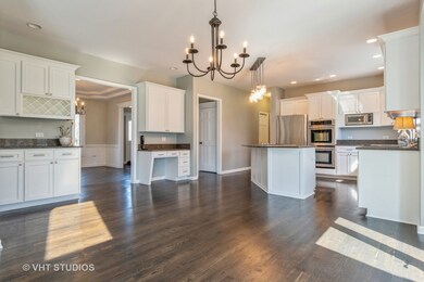 4320 Ariel Ct, Naperville, IL 60564 - photo 7