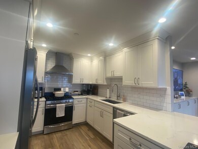 18 Tennessee Ave unit Lower, Long Beach, NY 11561 - photo 3