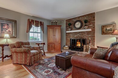 28 Westgate Ct, Colts Neck, NJ 07722 - photo 7