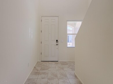 003_Foyer