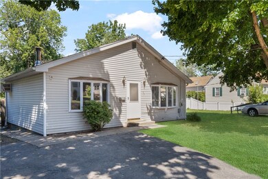 65 Rodman St, Woonsocket, RI 02895 - photo 2