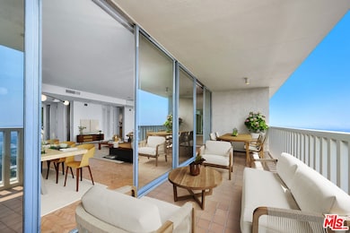 Sierra Towers unit 2504, West Hollywood, CA 90069 - photo 2