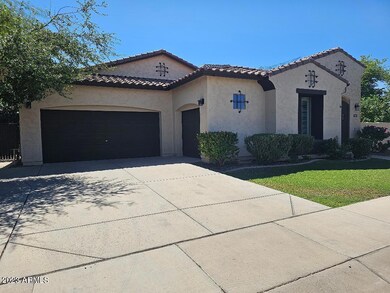 view of front home