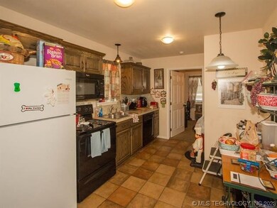 1127 E Moman Ave, Sapulpa, OK 74066 - photo 6