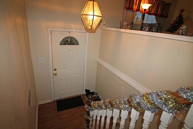 Split entry Foyer
