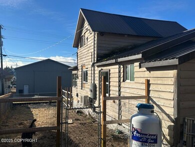 618 Case Ave, Wrangell, AK 99929 - photo 2