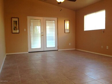 Family Room 4