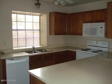 5704 E Aire Libre #1069 005