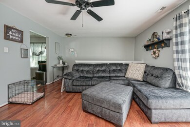 708 Sedgewick Ct unit 708, Sewell, NJ 08080 - photo 3