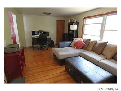 Living Room Apartment 2