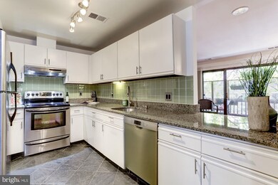 1124 25th St NW unit 211, Washington, DC 20037 - photo 2