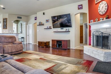 318 Highland Ridge Dr, Wylie, TX 75098 - photo 5