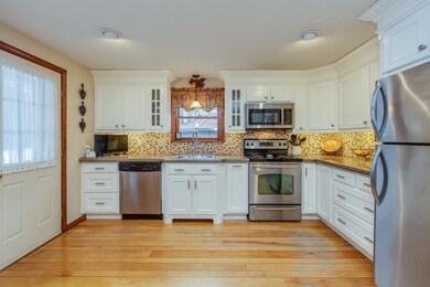 34 Irving Dr, Concord, NH 03301 - photo 4