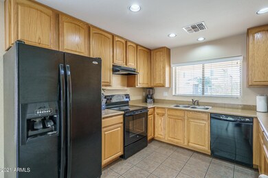 6) KITCHEN