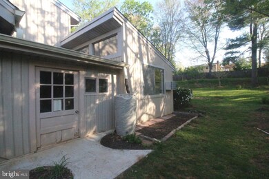 11617 Happy Choice Ln, North Potomac, MD 20878 - photo 4