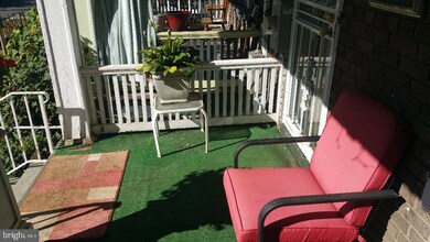 646 Franklin St NE, Washington, DC 20017 - photo 4